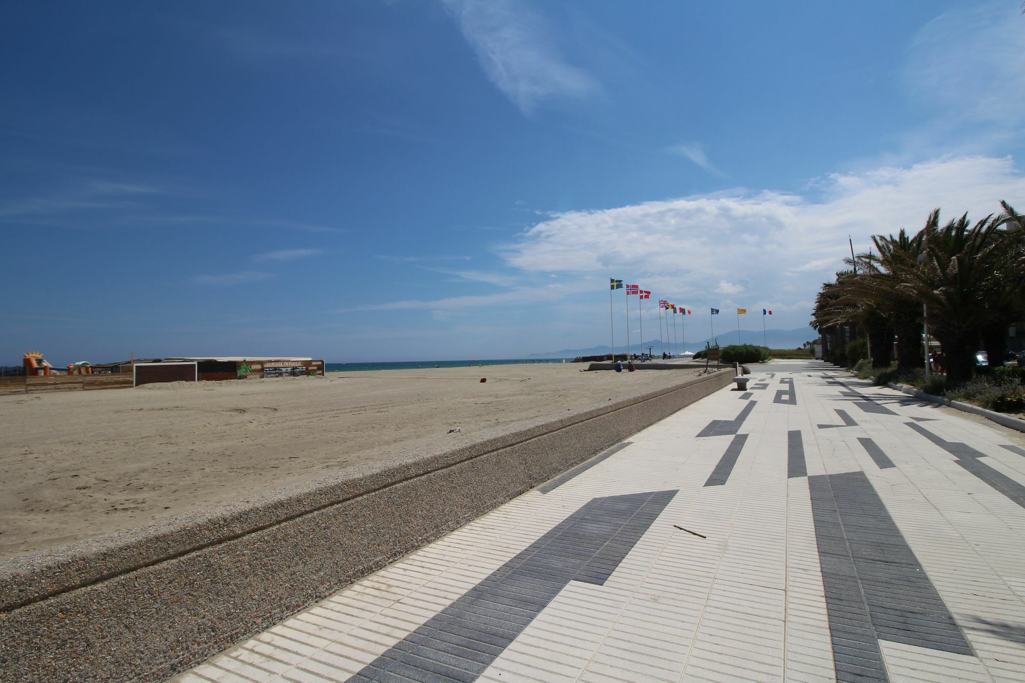 Appartement Charmant A Canet En Roussillon 36 M² Piscine Partagee エクステリア 写真